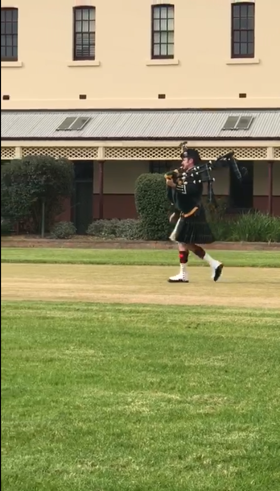 Bagpiper1